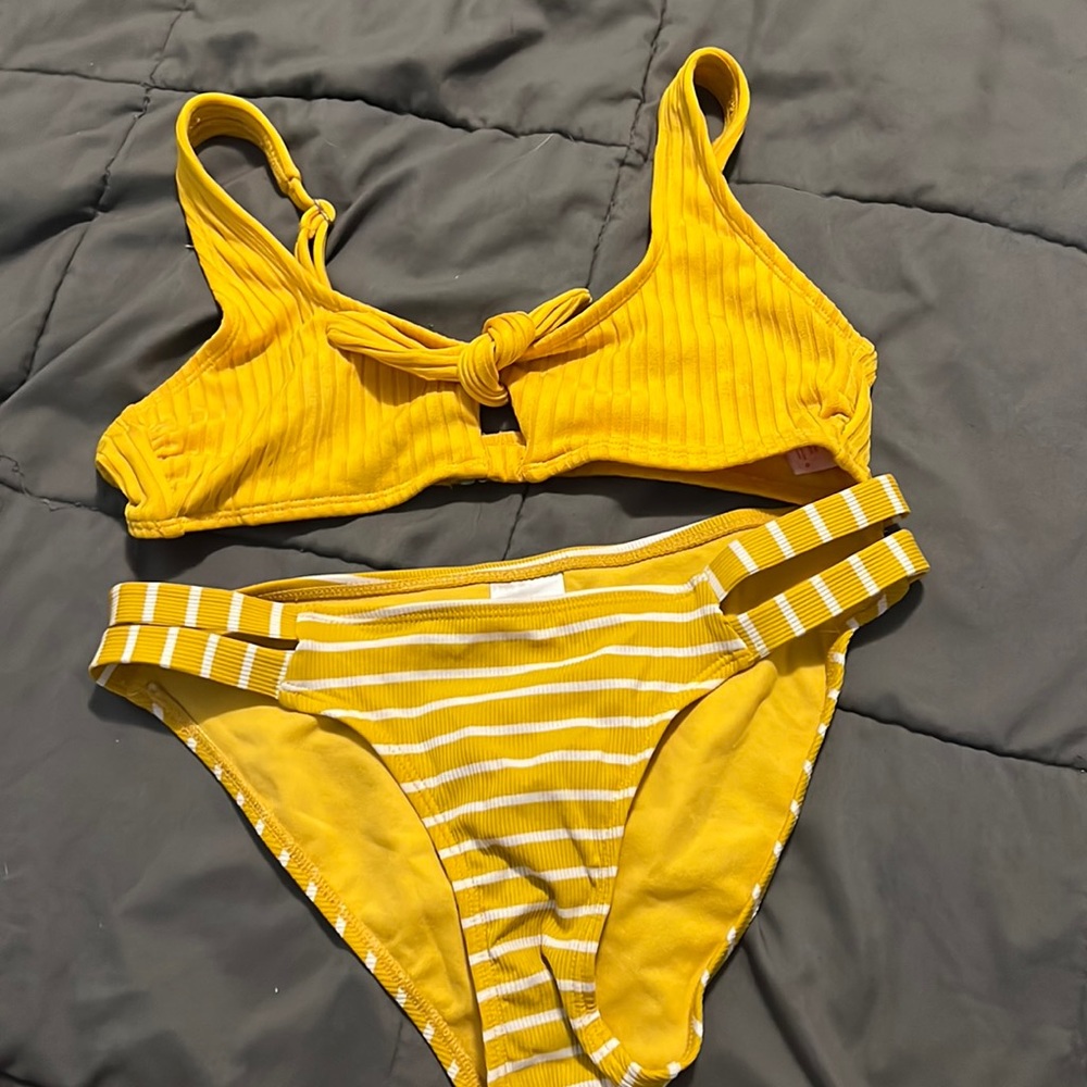 Two piece set
